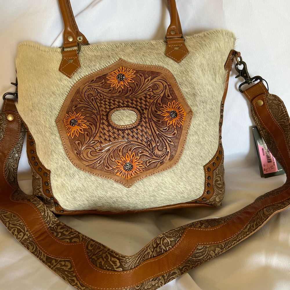 NWT Myra Sunflower Bag